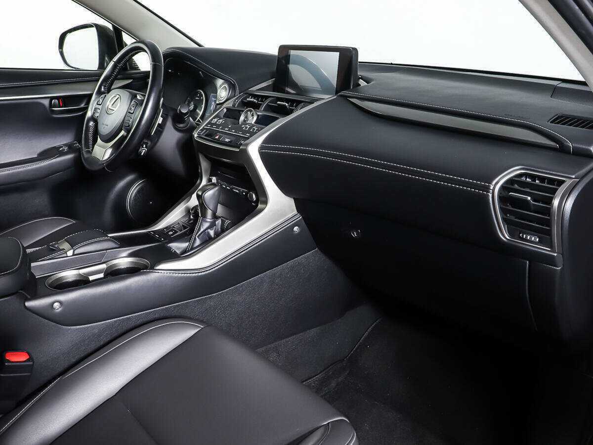 Lexus NX с пробегом — 2018 год. Фото: #8