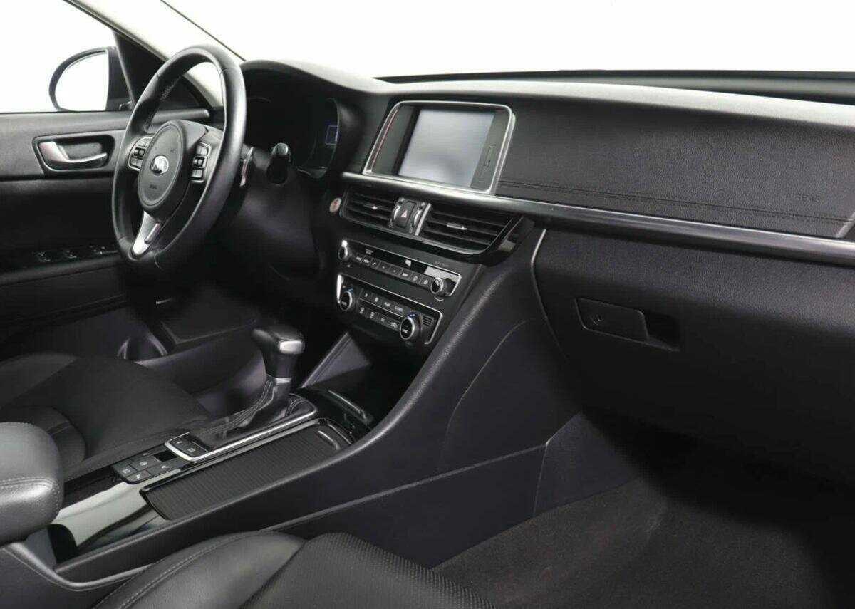 Kia Optima с пробегом — 2018 год. Фото: #6
