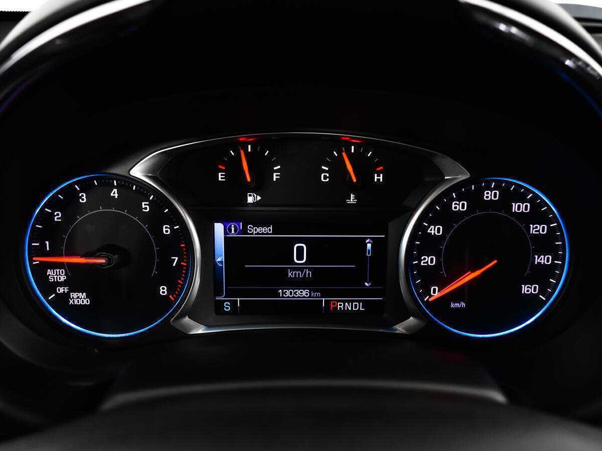 Chevrolet Malibu с пробегом — 2017 год. Фото: #8