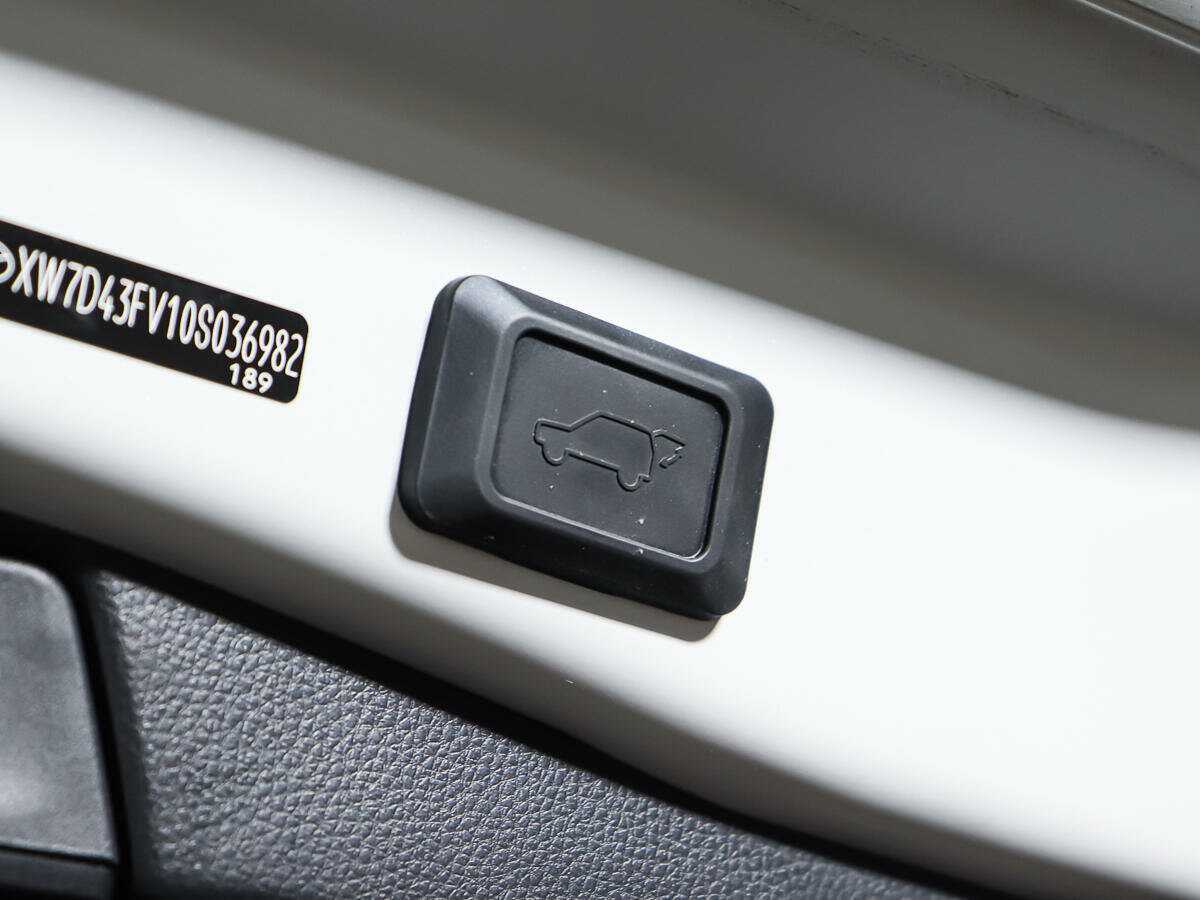 Toyota RAV4 с пробегом — 2021 год. Фото: #17