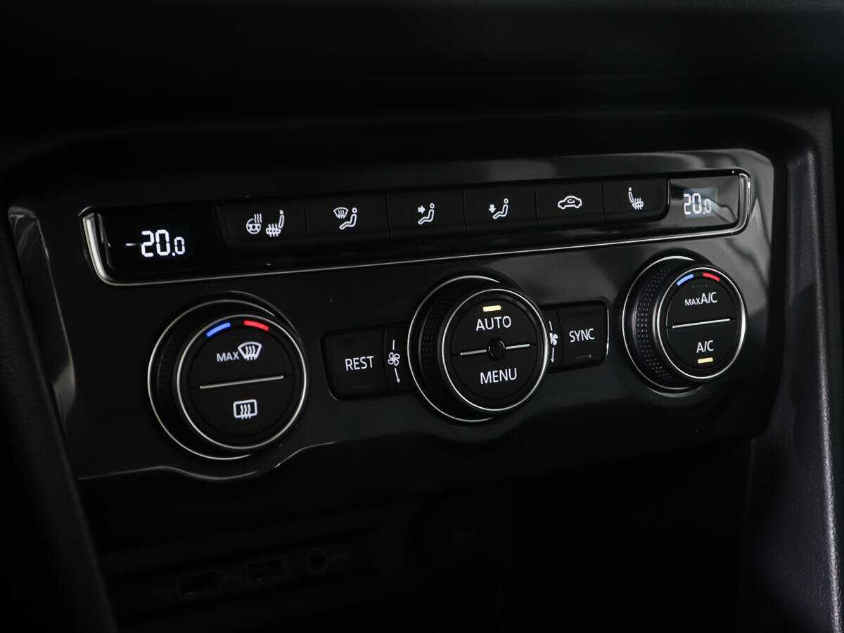 Volkswagen Tiguan с пробегом — 2018 год. Фото: #18