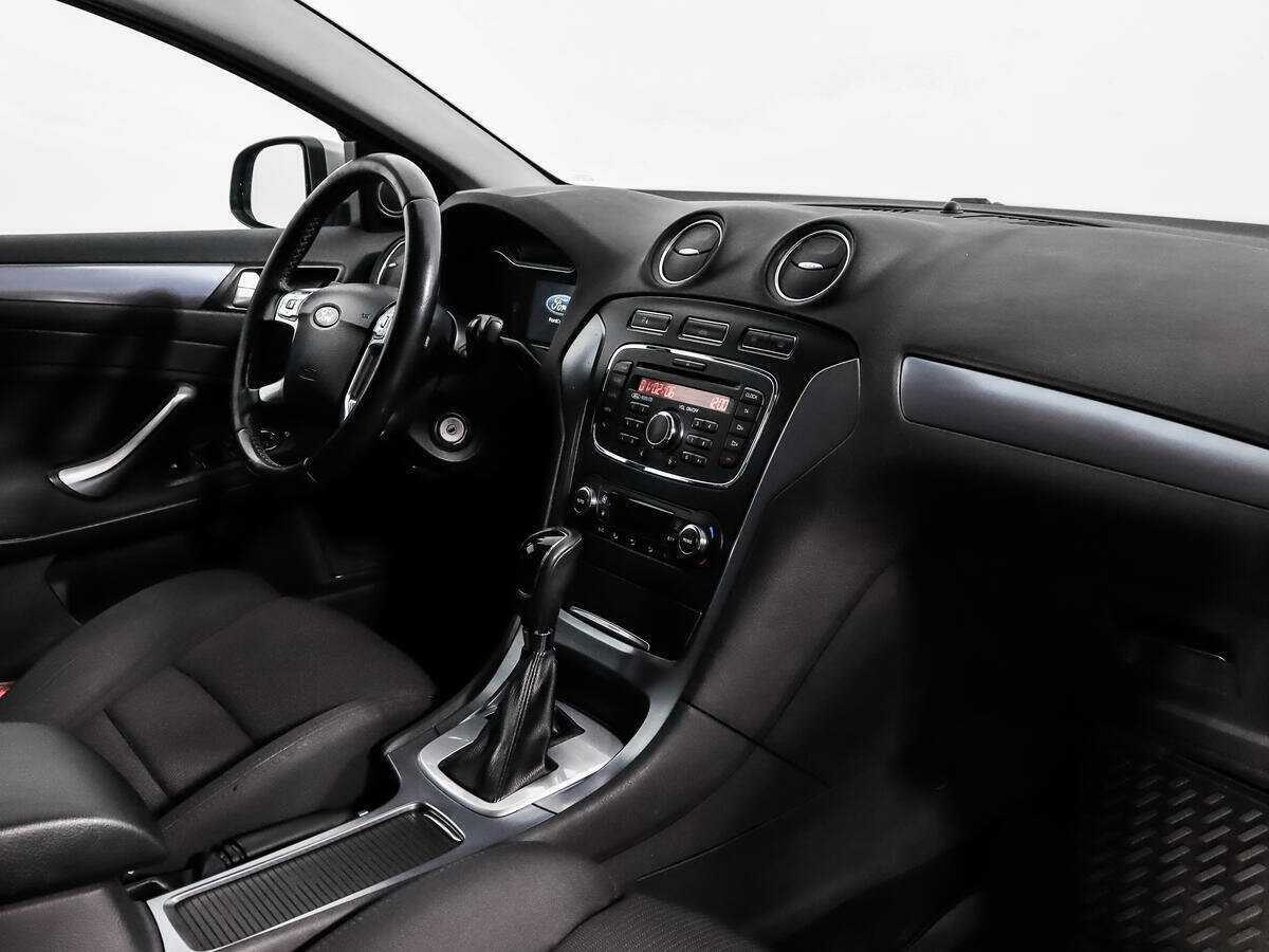 Ford Mondeo с пробегом — 2012 год. Фото: #11