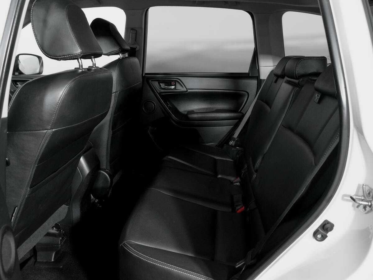 Subaru Forester с пробегом — 2014 год. Фото: #9