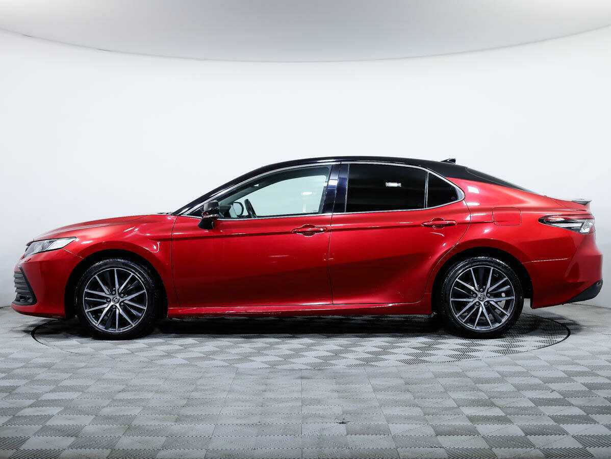 Toyota Camry с пробегом — 2021 год. Фото: #6