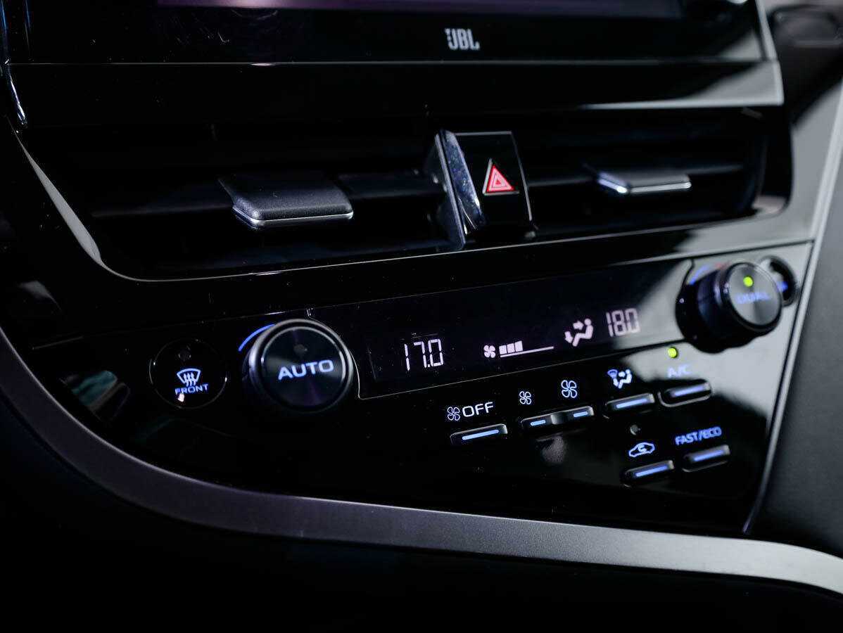 Toyota Camry с пробегом — 2021 год. Фото: #20