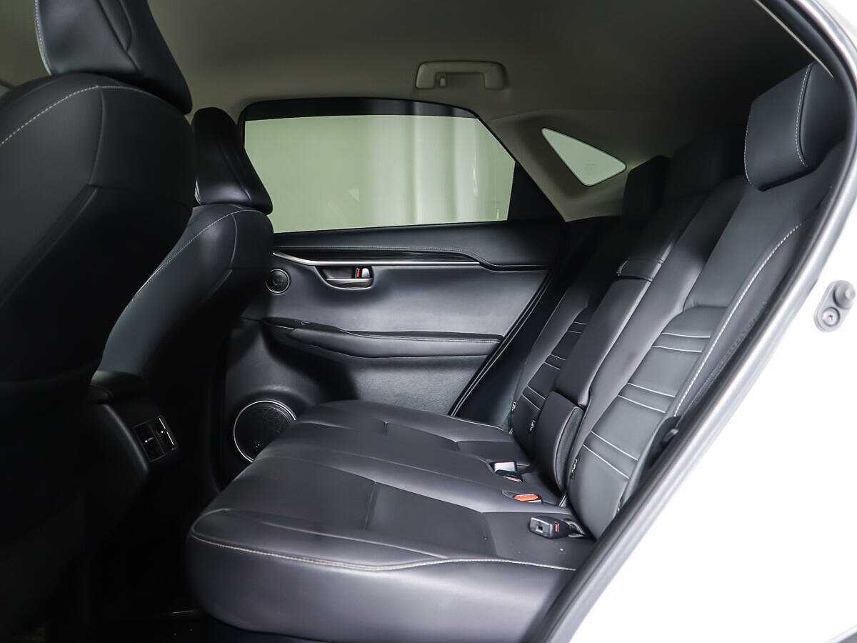 Lexus NX с пробегом — 2020 год. Фото: #9