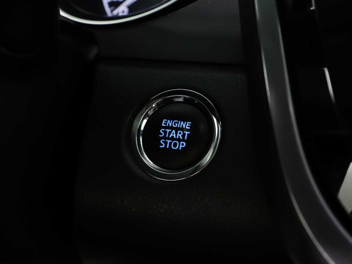 Toyota Camry с пробегом — 2020 год. Фото: #16