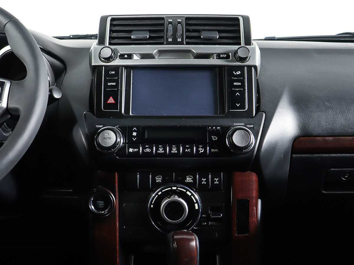 Toyota Land Cruiser Prado с пробегом — 2013 год. Фото: #10