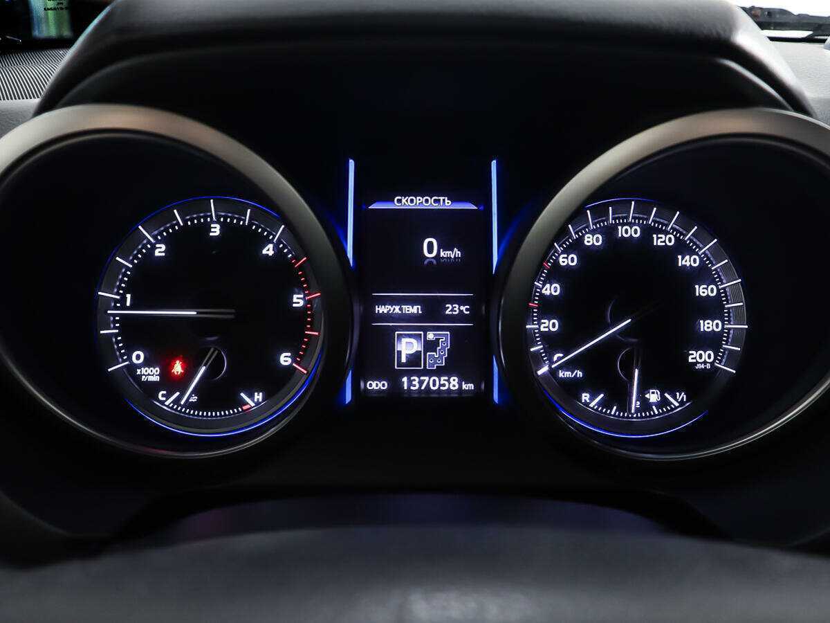 Toyota Land Cruiser Prado с пробегом — 2013 год. Фото: #12