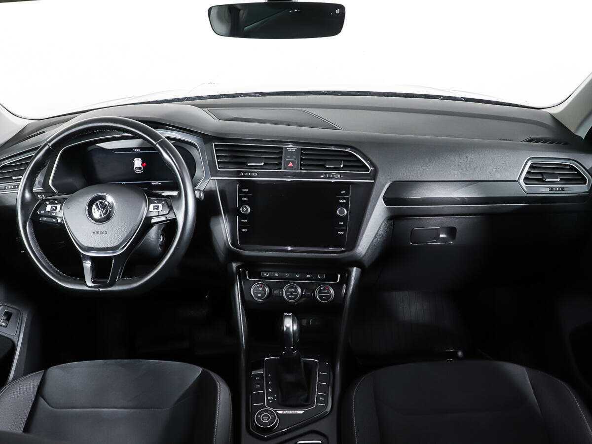 Volkswagen Tiguan с пробегом — 2018 год. Фото: #10