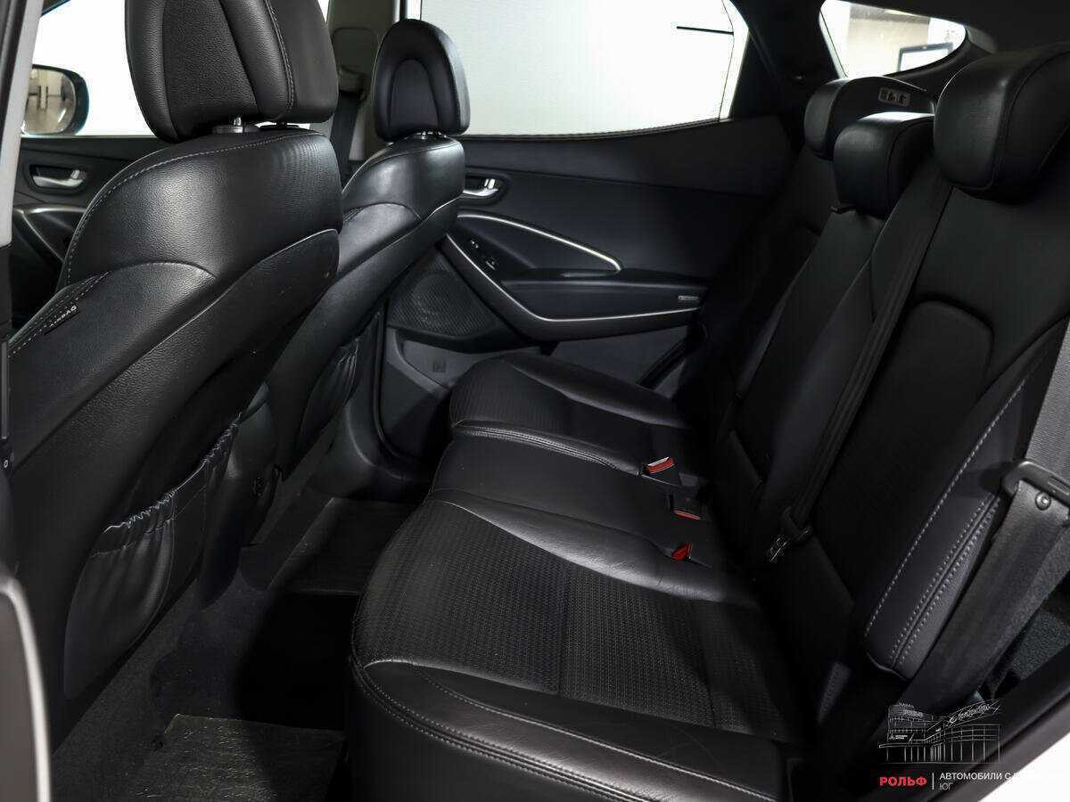 Hyundai Santa Fe с пробегом — 2012 год. Фото: #8