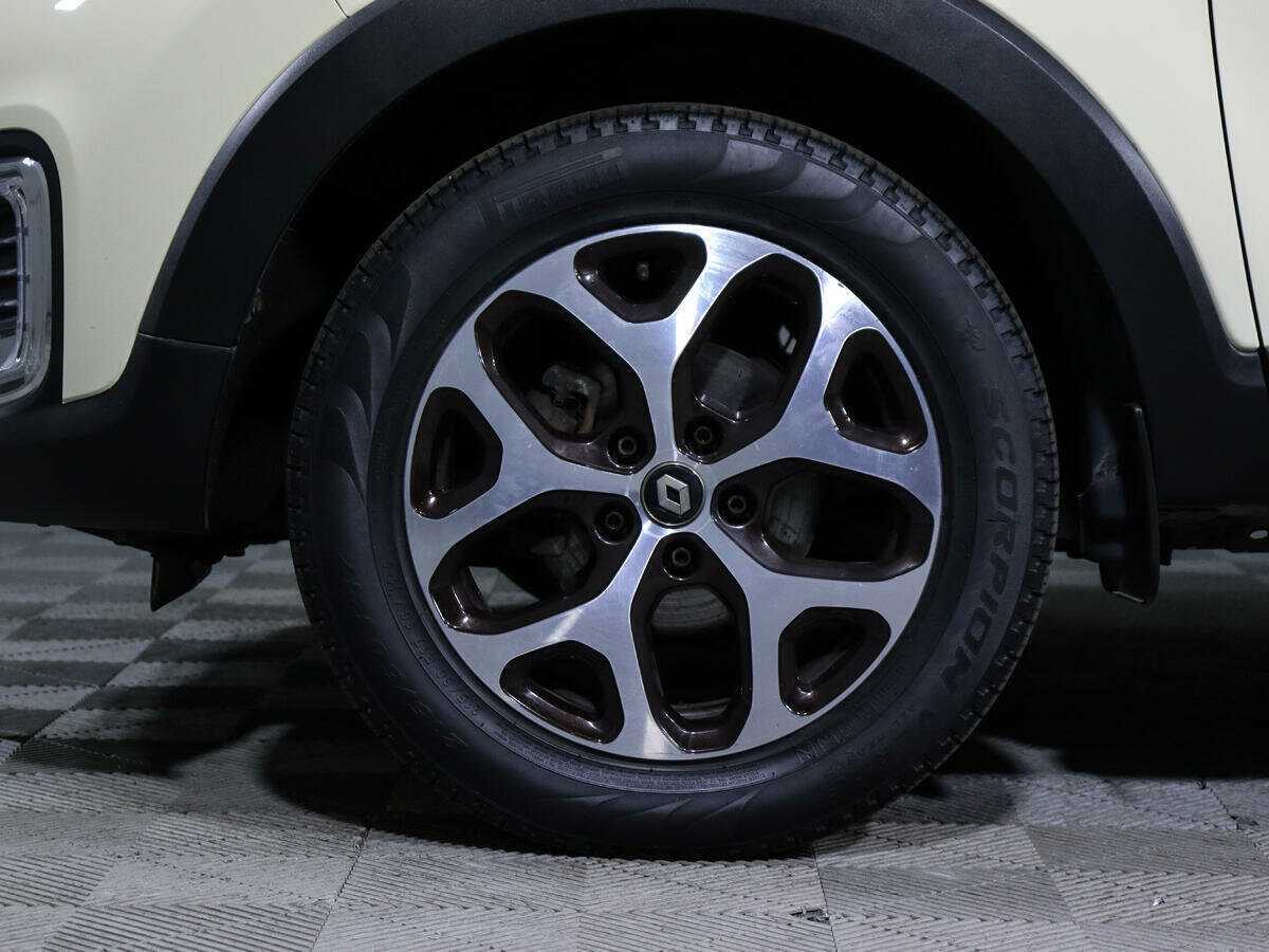 Renault Kaptur с пробегом — 2018 год. Фото: #13