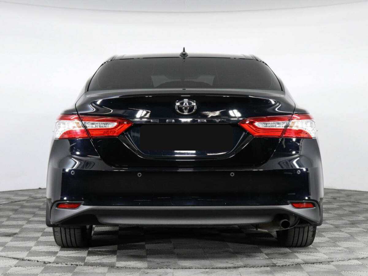 Toyota Camry с пробегом — 2021 год. Фото: #5