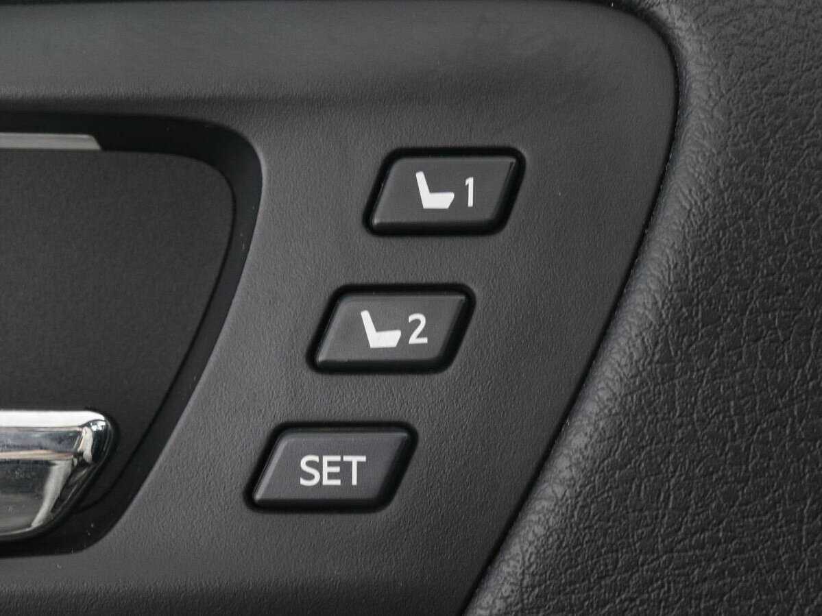 Toyota Camry с пробегом — 2016 год. Фото: #14