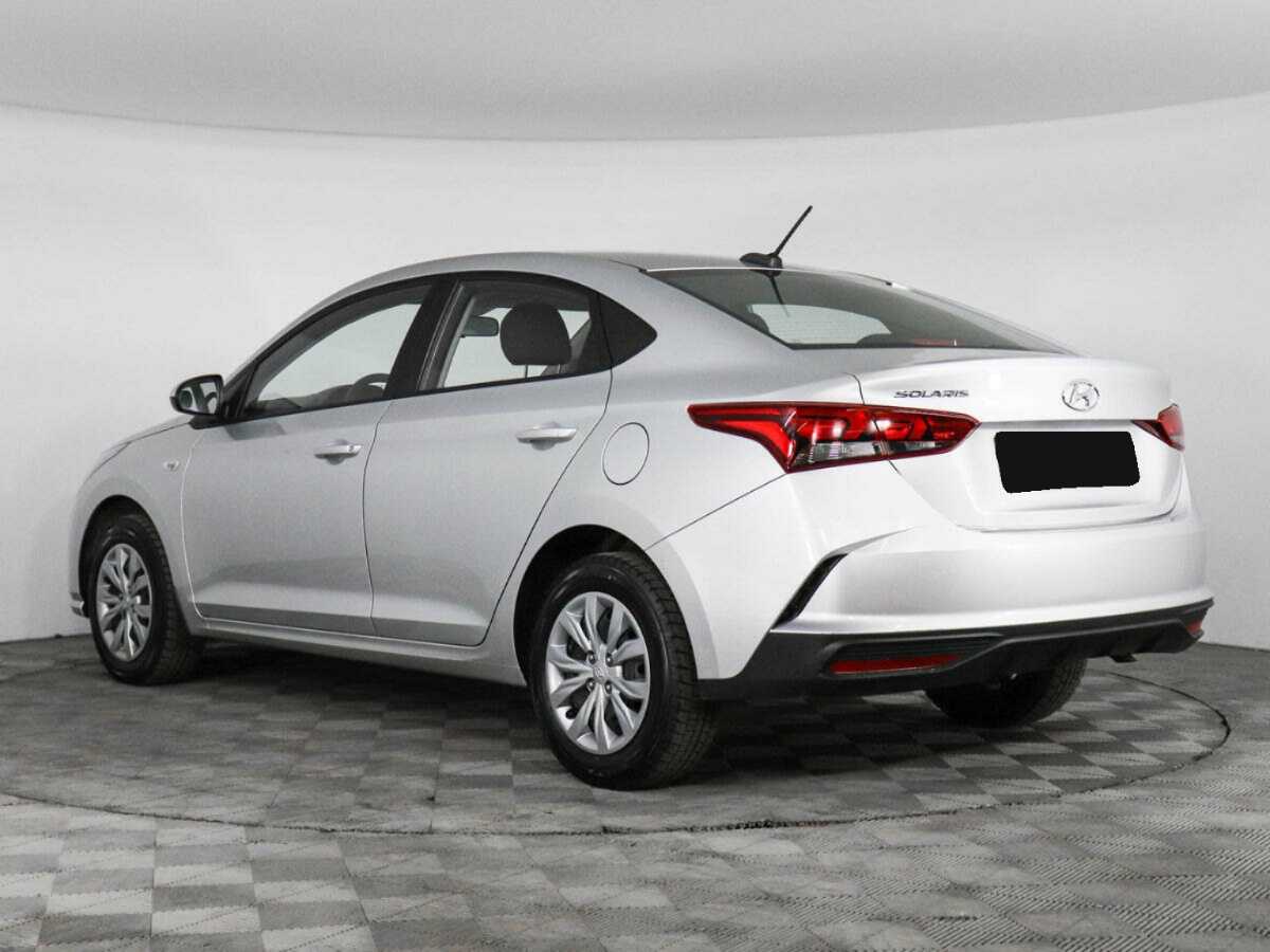 Hyundai Solaris с пробегом — 2021 год. Фото: #6