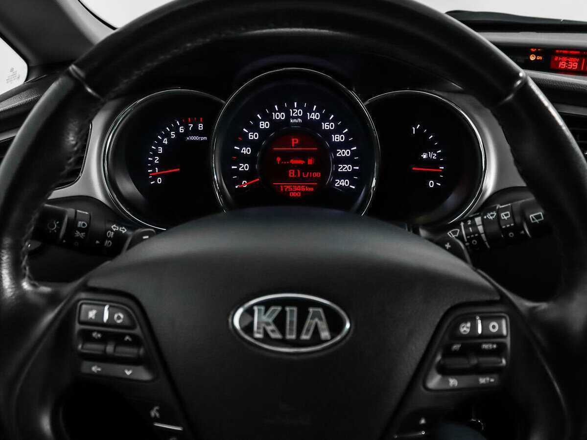 Kia Ceed с пробегом — 2014 год. Фото: #14