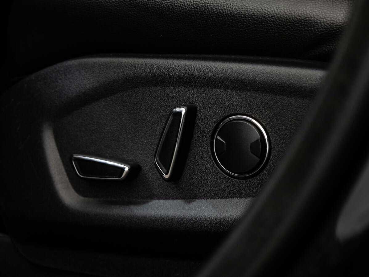 Ford Explorer с пробегом — 2016 год. Фото: #17