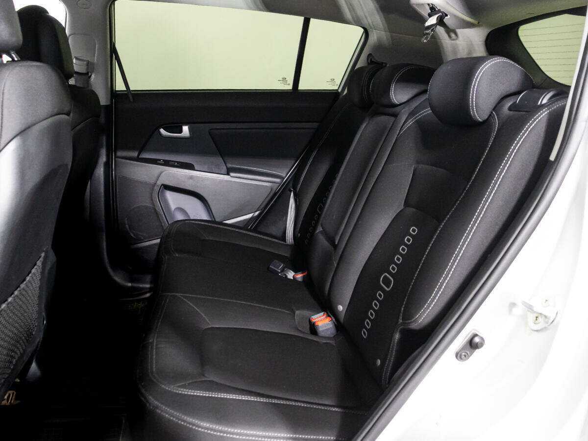 Kia Sportage с пробегом — 2013 год. Фото: #9