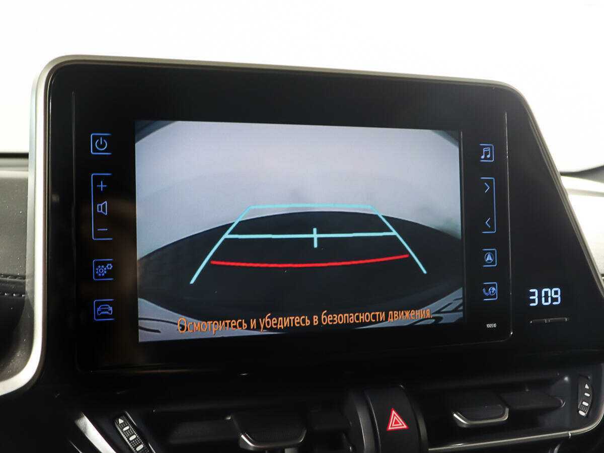 Toyota C-HR с пробегом — 2019 год. Фото: #18