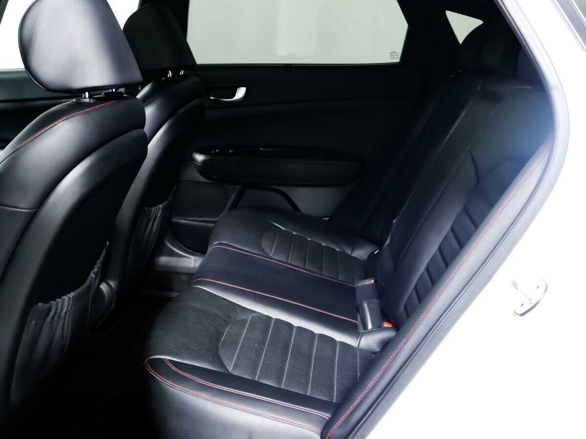 Kia Optima с пробегом — 2018 год. Фото: #11