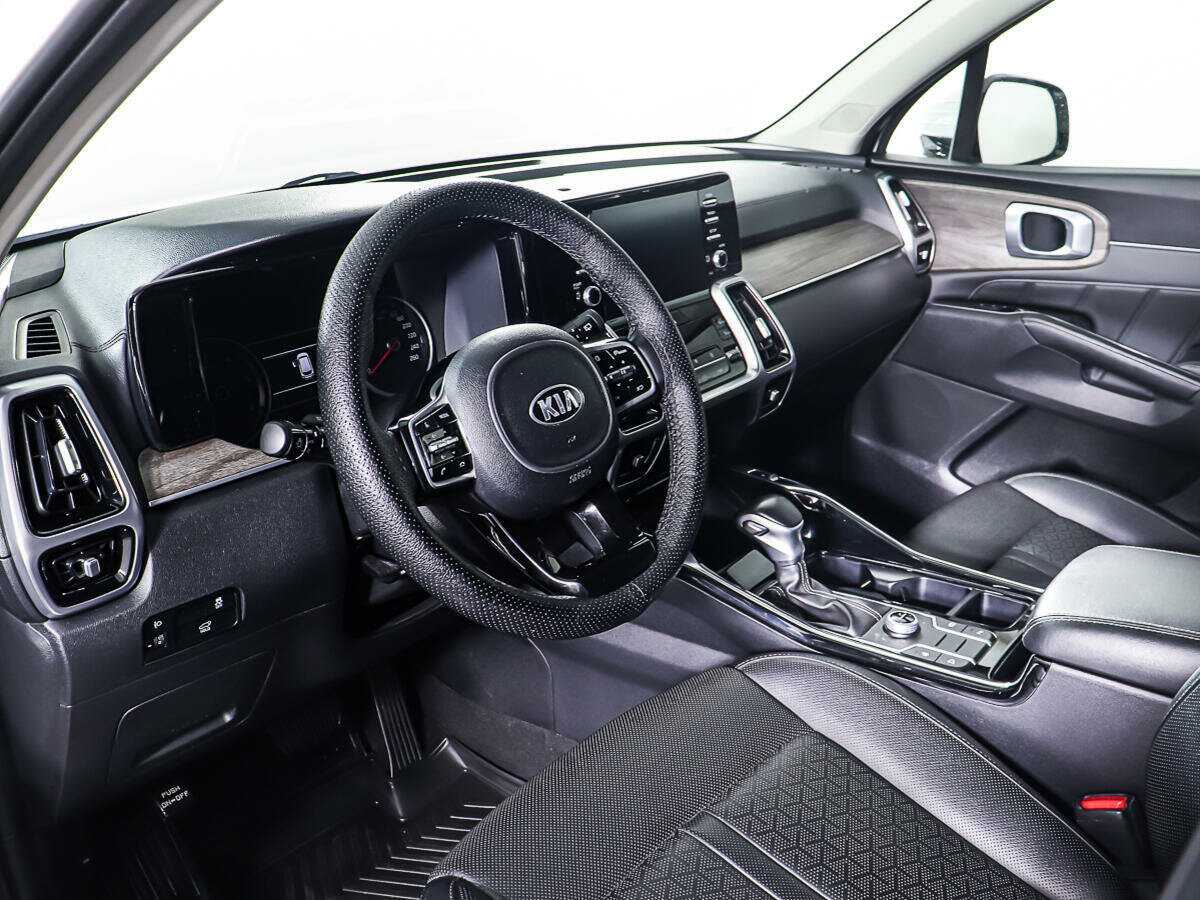 Kia Sorento с пробегом — 2020 год. Фото: #12