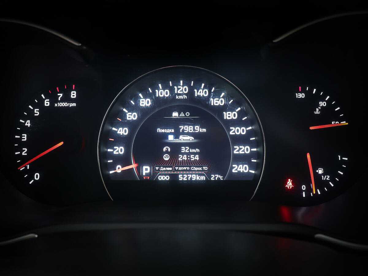 Kia Sorento с пробегом — 2013 год. Фото: #12