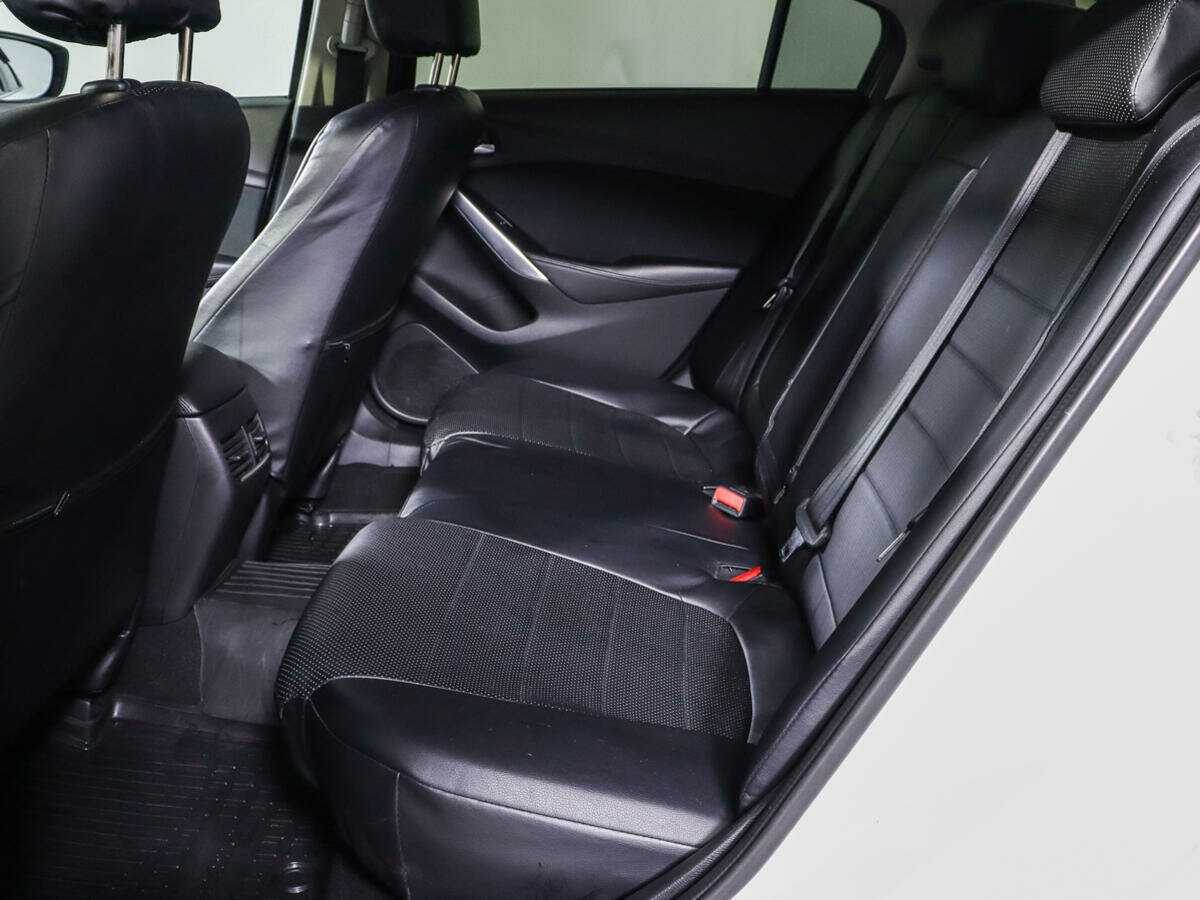 Mazda 6 с пробегом — 2017 год. Фото: #7