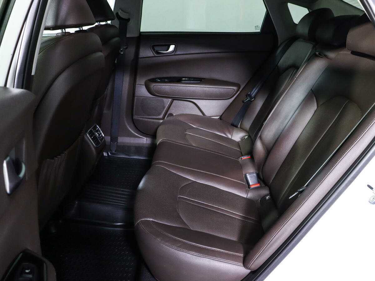 Kia Optima с пробегом — 2019 год. Фото: #7