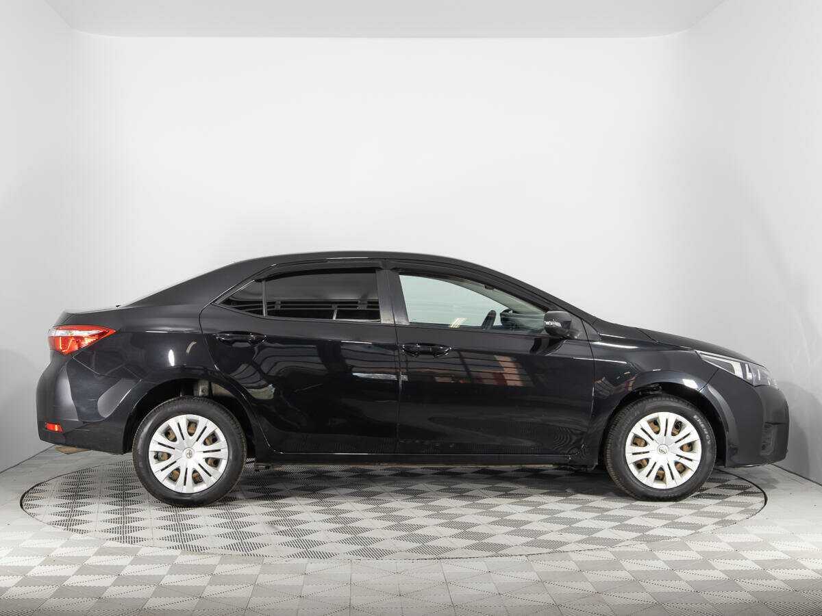 Toyota Corolla с пробегом — 2014 год. Фото: #3