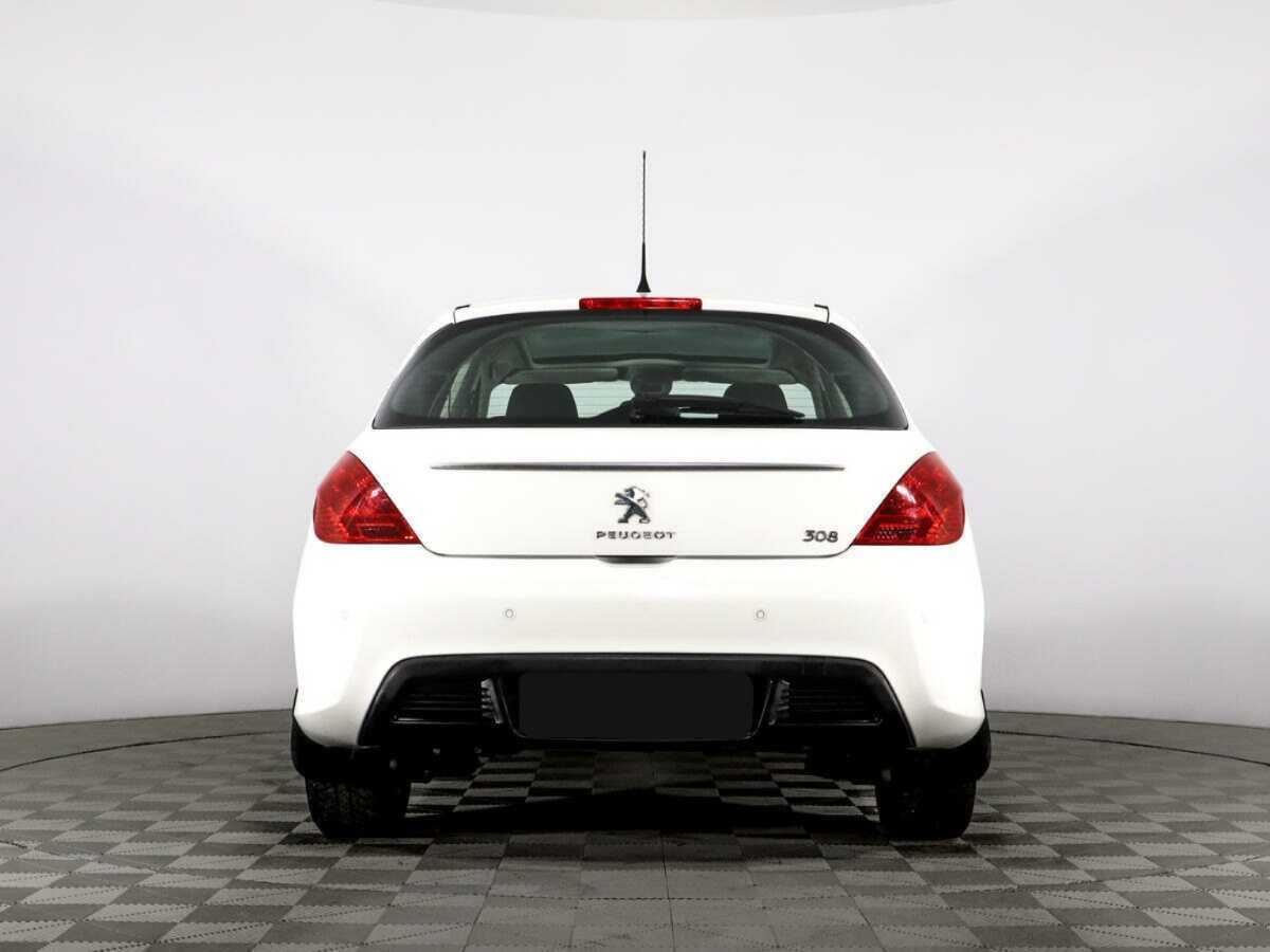 Peugeot 308 с пробегом — 2012 год. Фото: #5