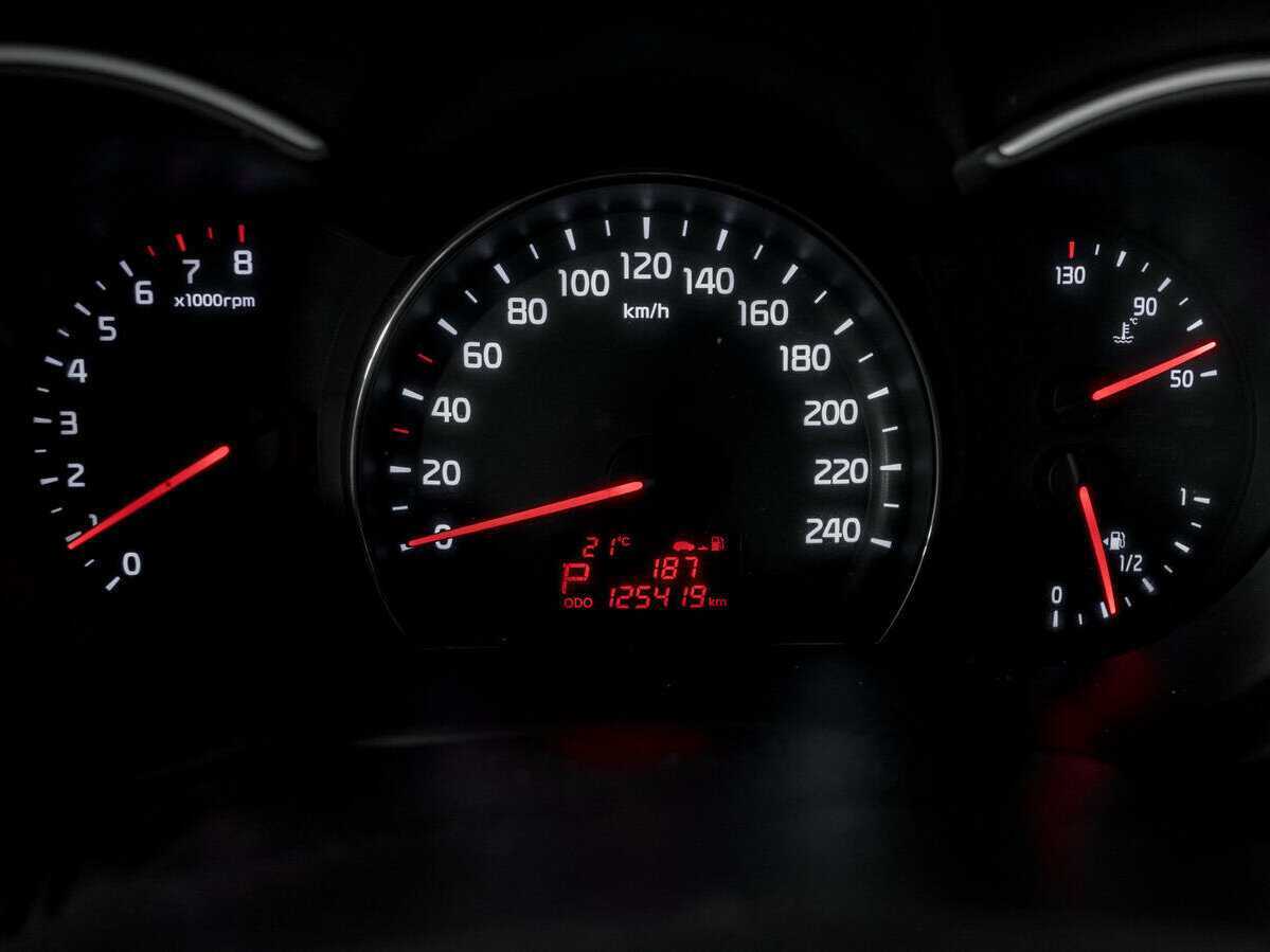 Kia Sorento с пробегом — 2018 год. Фото: #10