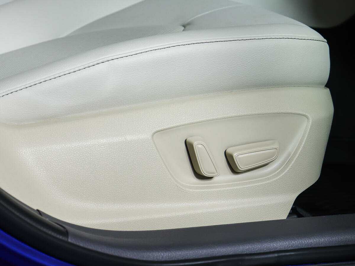 Toyota Camry с пробегом — 2021 год. Фото: #14