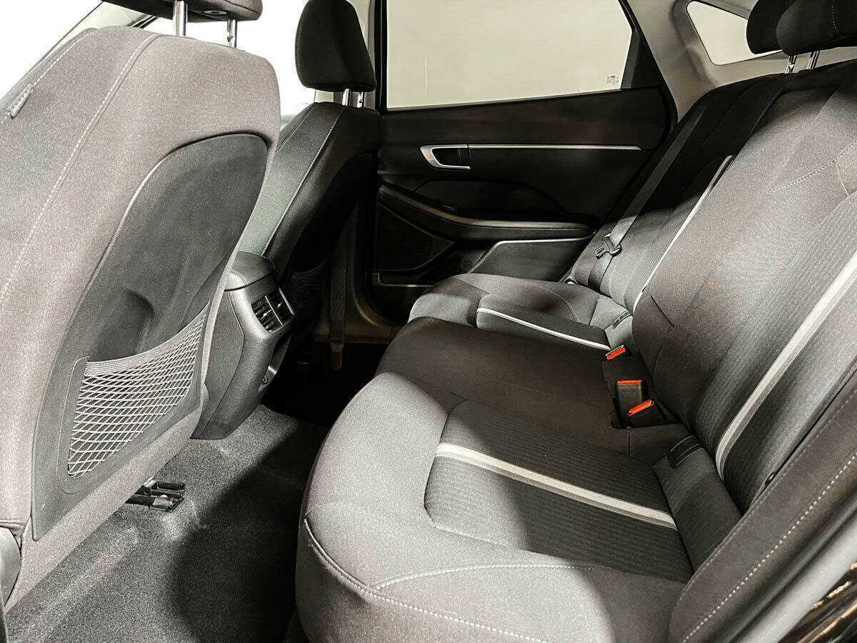 Hyundai Sonata с пробегом — 2021 год. Фото: #9