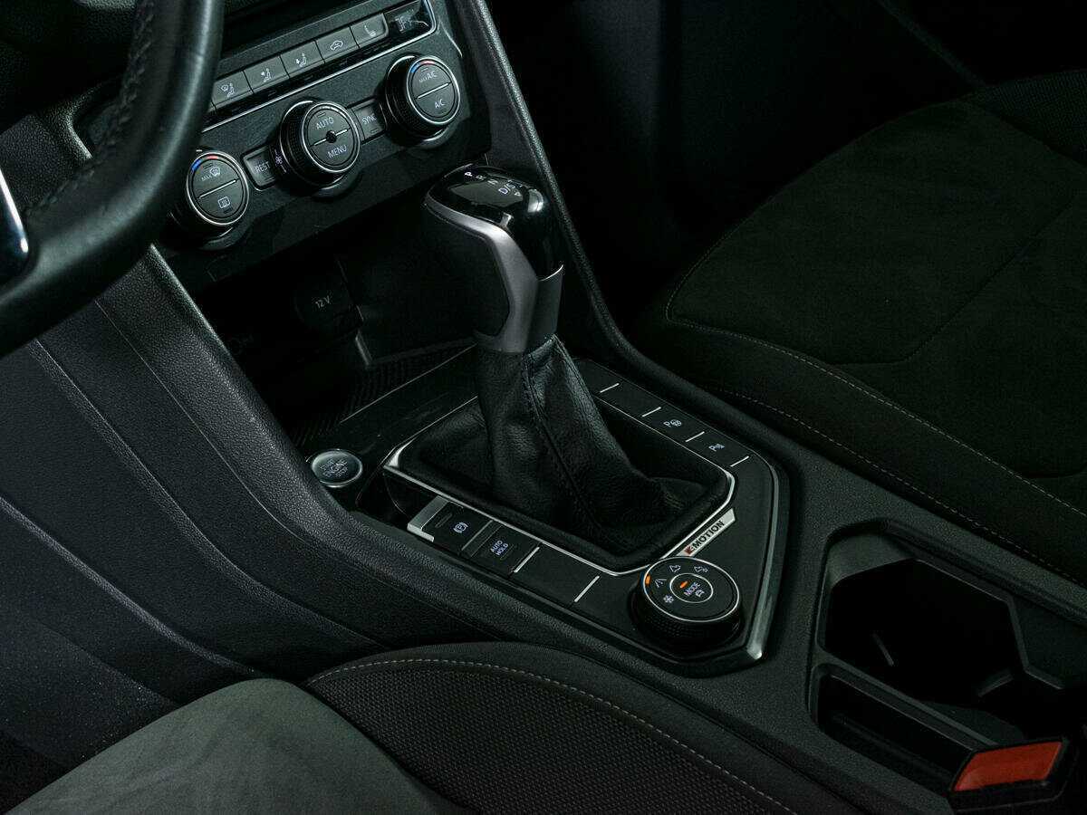 Volkswagen Tiguan с пробегом — 2018 год. Фото: #15