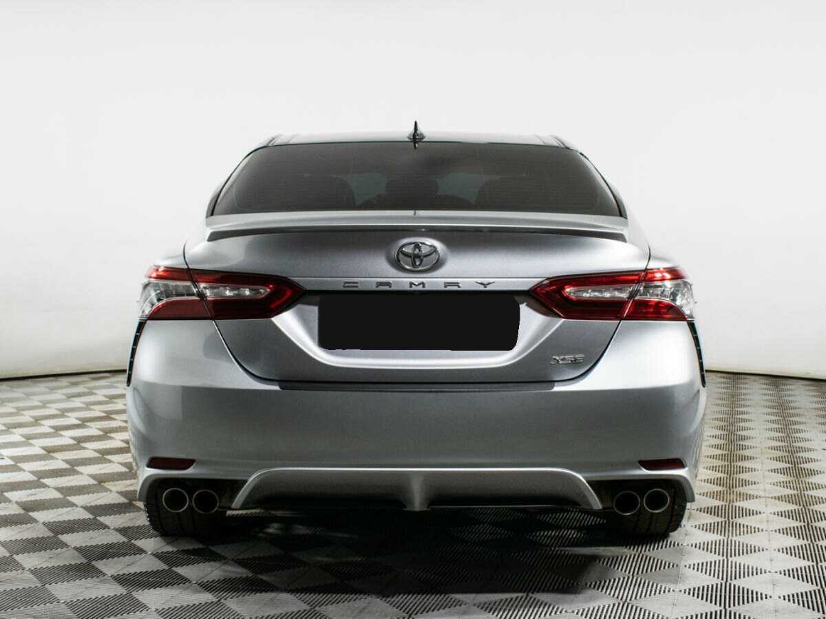 Toyota Camry с пробегом — 2019 год. Фото: #5
