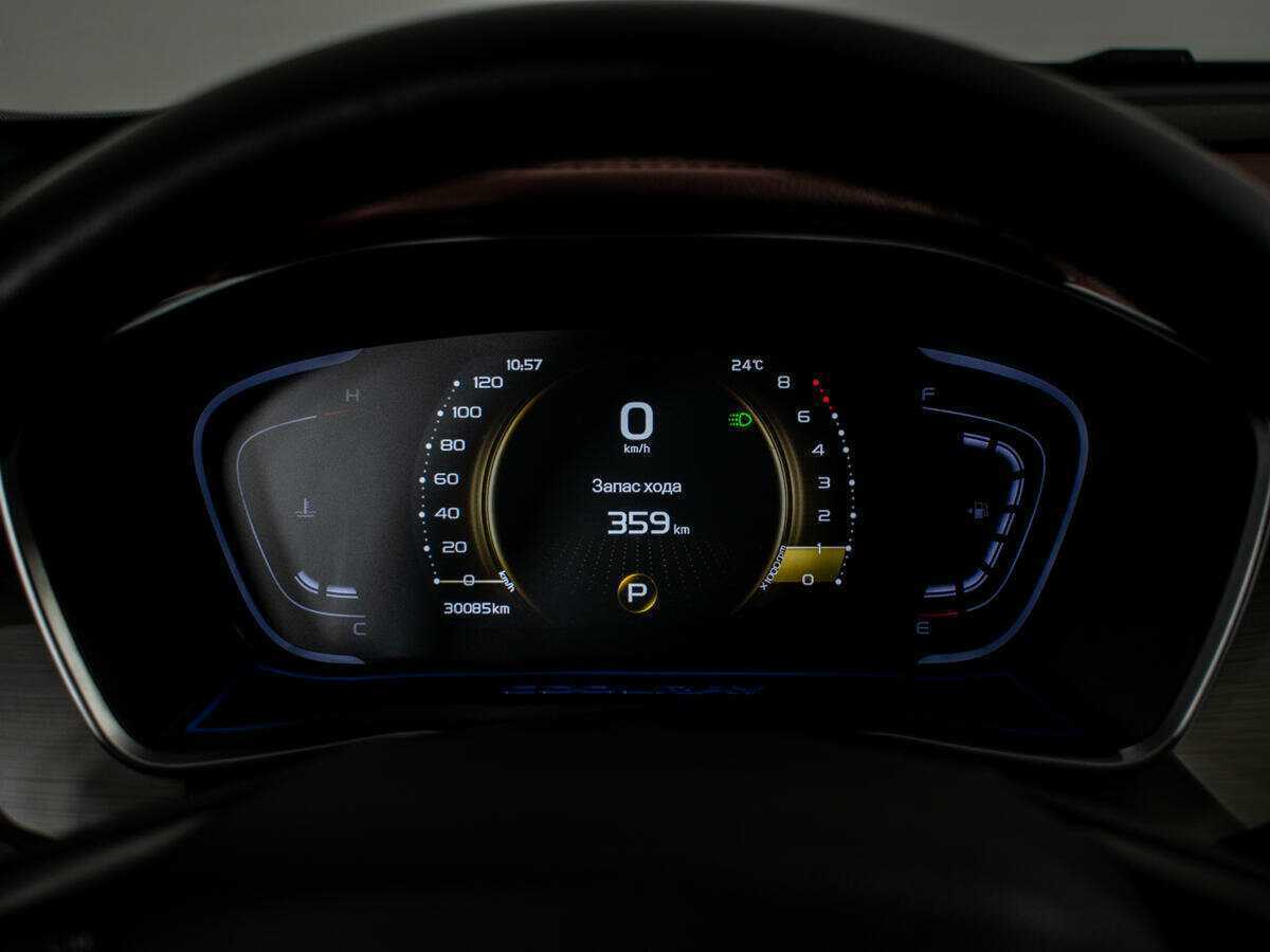 Geely Coolray с пробегом — 2022 год. Фото: #11