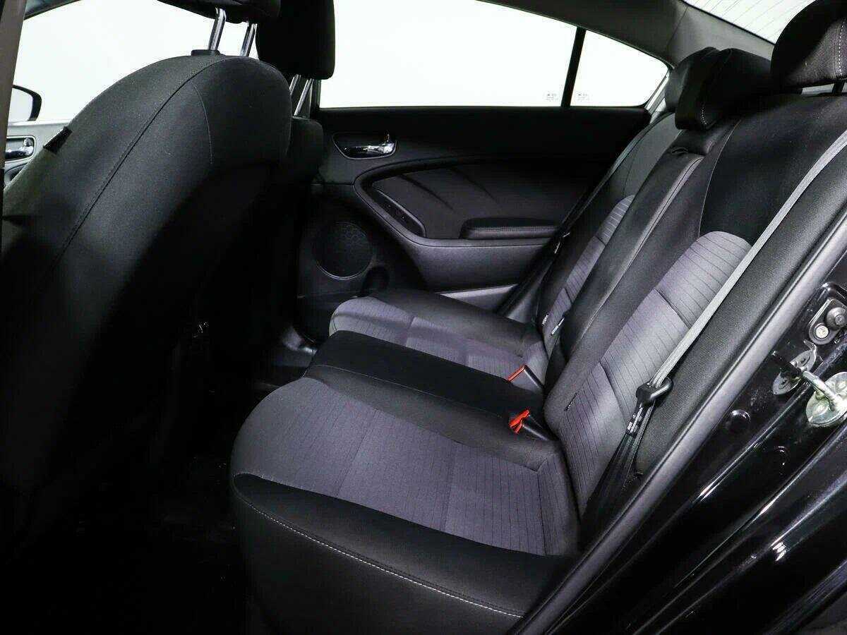 Kia Cerato с пробегом — 2018 год. Фото: #9