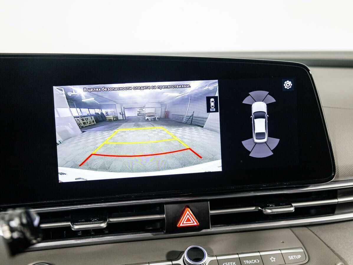 Hyundai Elantra с пробегом — 2021 год. Фото: #19