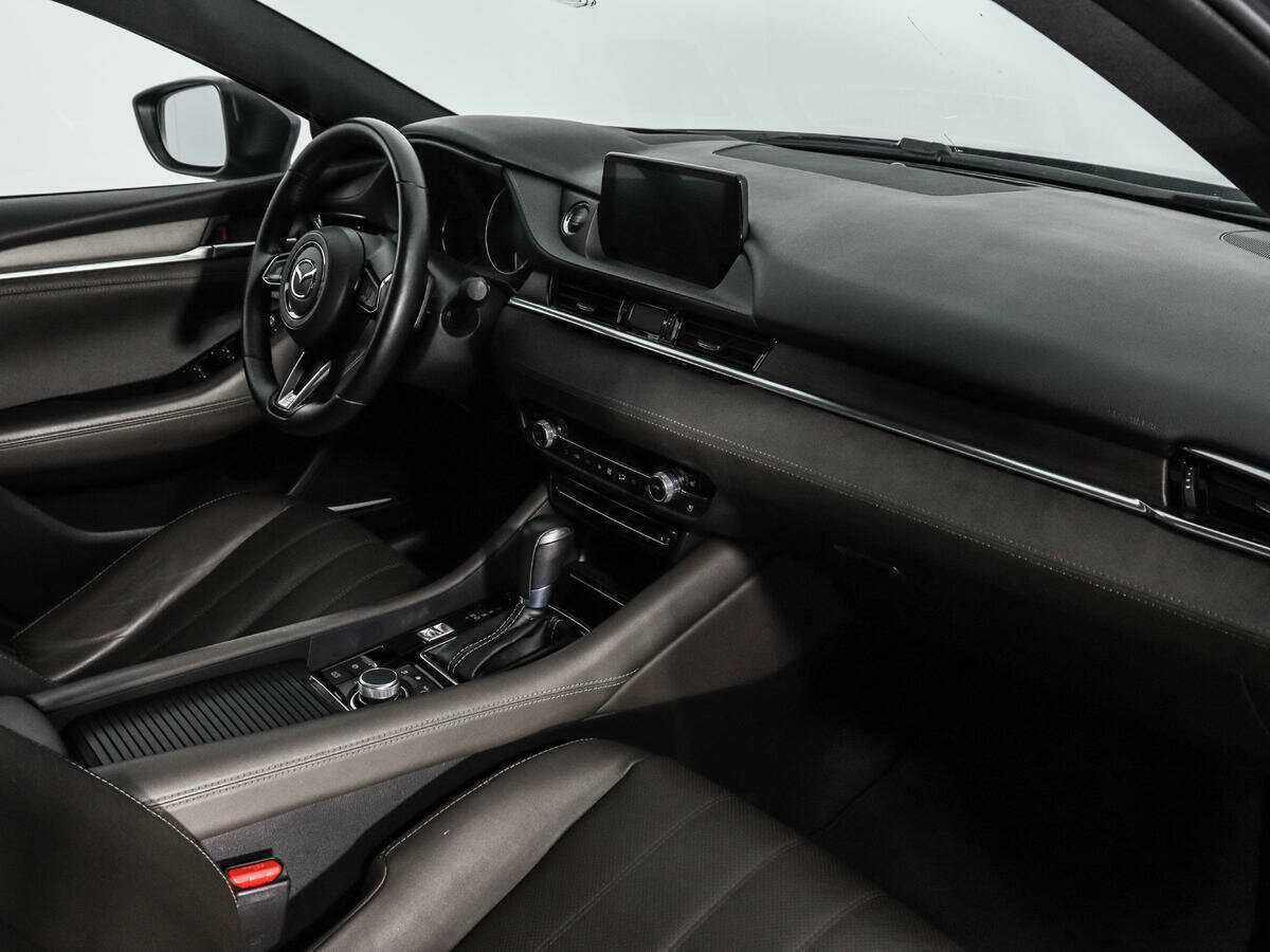 Mazda 6 с пробегом — 2021 год. Фото: #11