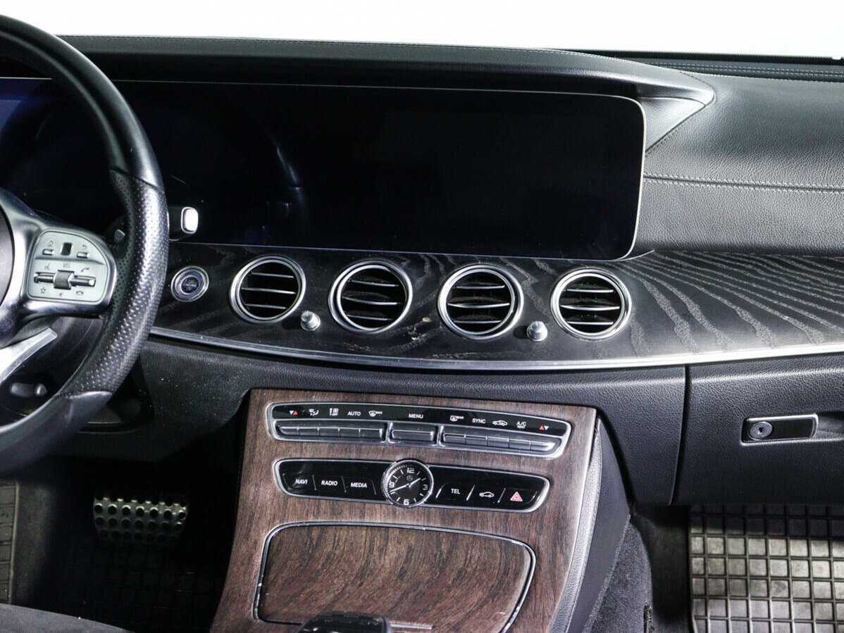 Mercedes-Benz E-Класс с пробегом — 2019 год. Фото: #12