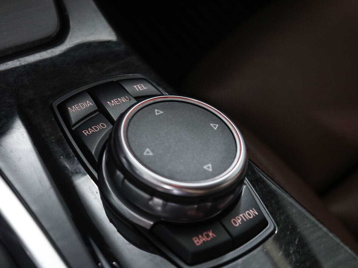 BMW 5 серии с пробегом — 2016 год. Фото: #16