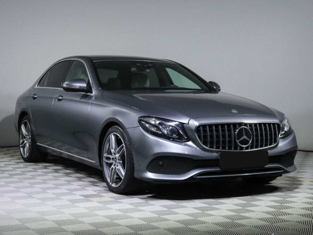 Mercedes-Benz E-Класс с пробегом — 2018 год. Фото: #2