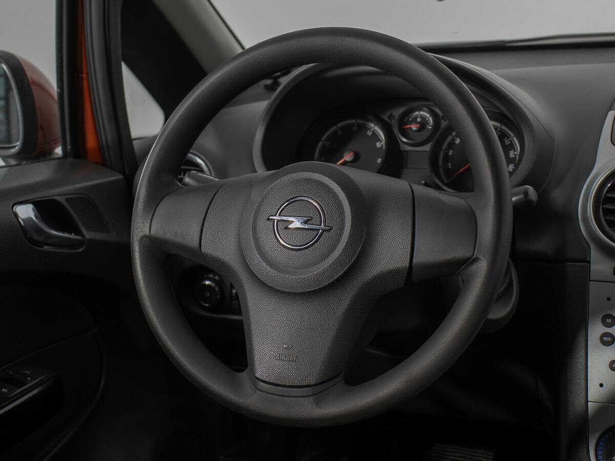 Opel Corsa с пробегом — 2012 год. Фото: #14