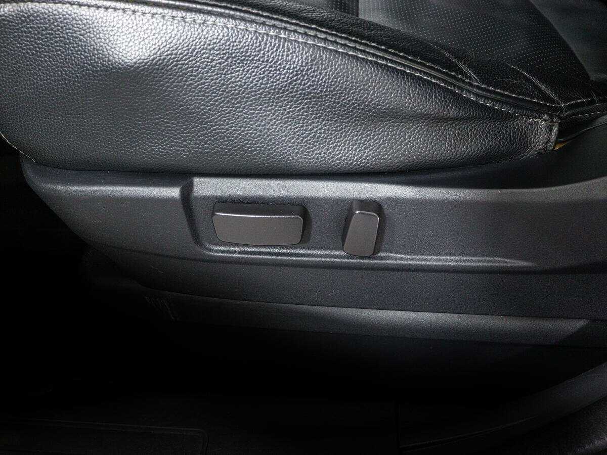 Mitsubishi Outlander с пробегом — 2012 год. Фото: #14