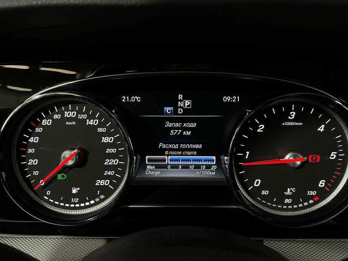 Mercedes-Benz E-Класс с пробегом — 2016 год. Фото: #9