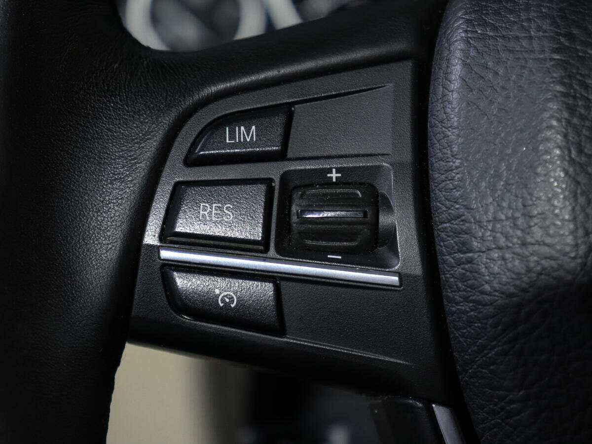 BMW 5 серии с пробегом — 2012 год. Фото: #22