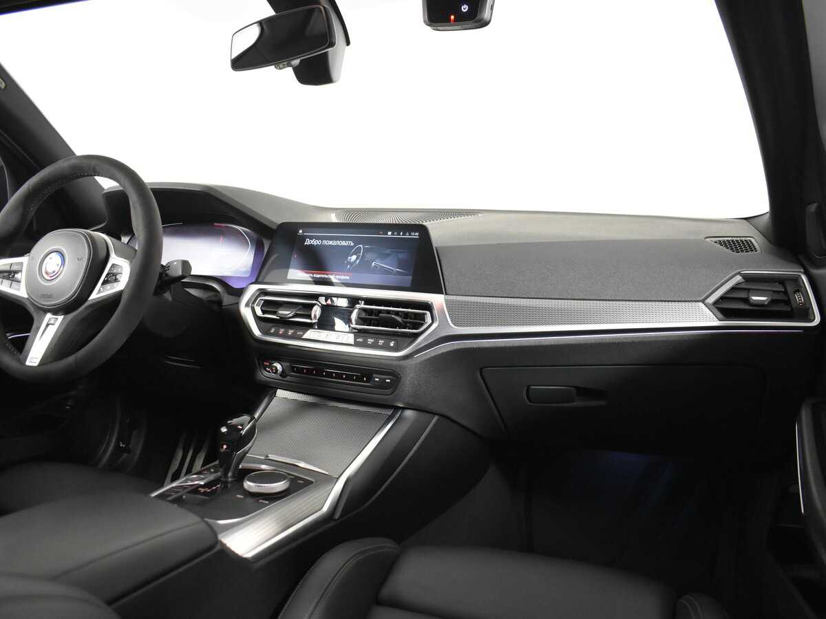 BMW 3 серии с пробегом — 2019 год. Фото: #12