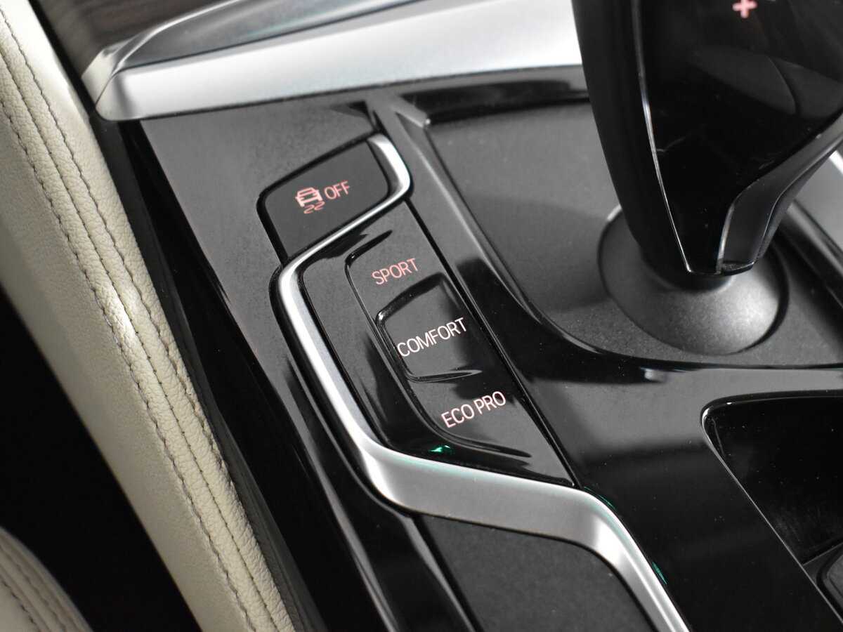 BMW 5 серии с пробегом — 2019 год. Фото: #18