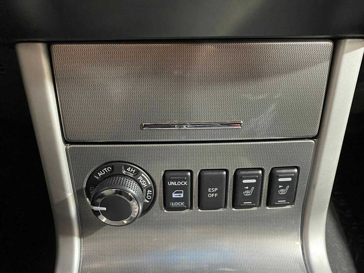 Nissan Pathfinder с пробегом — 2012 год. Фото: #15