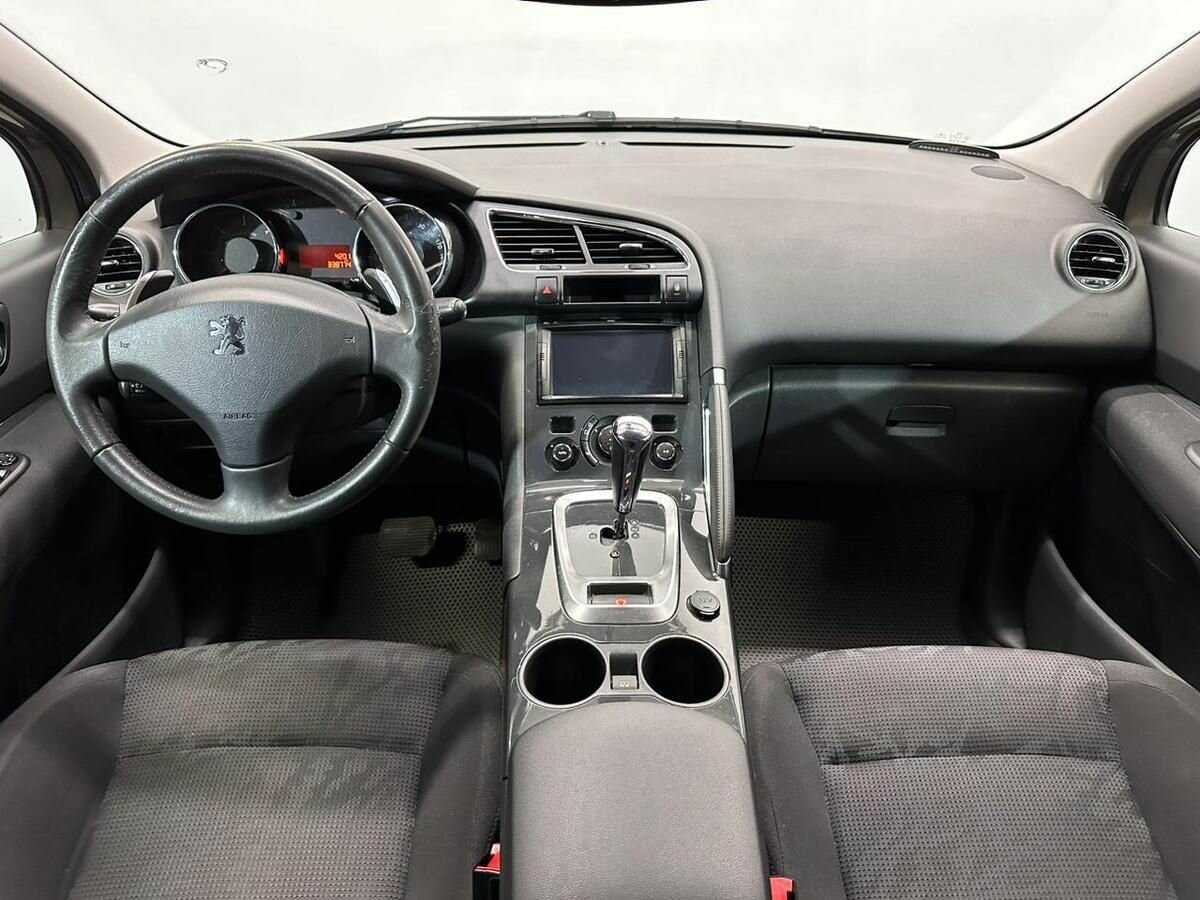 Peugeot 3008 с пробегом — 2012 год. Фото: #7